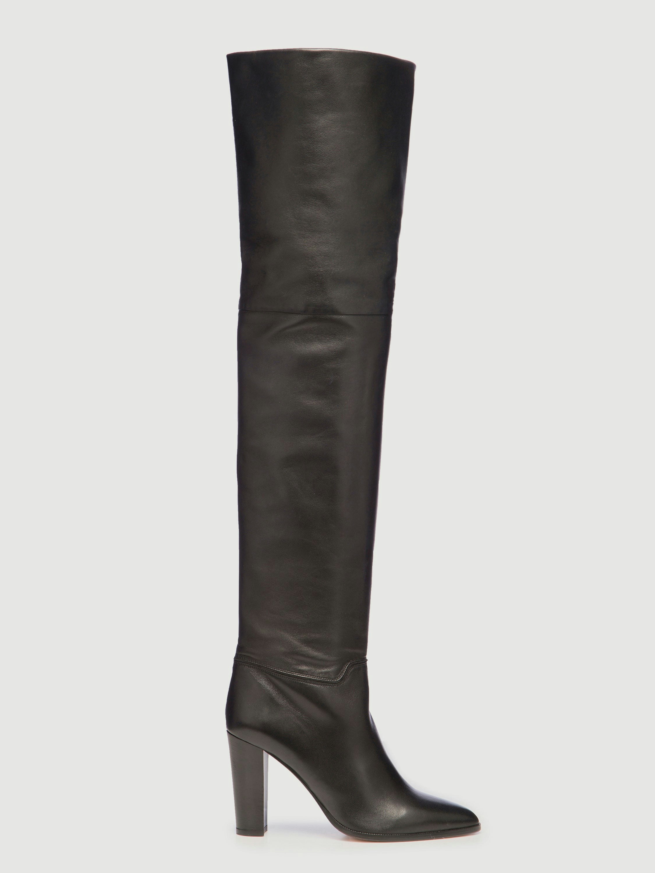 boots side view alt:hover